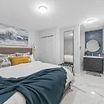 Miami Fun Home With Pool & Games L30